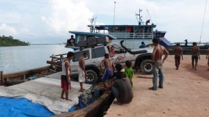 Loading cars boat trips and unload (78)