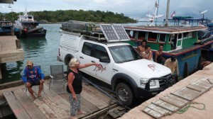 Loading cars boat trips and unload (82) 