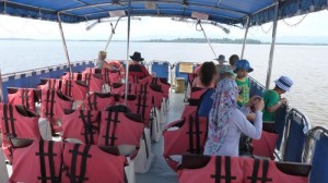 Orang Utan Island Bukit Merah Lake Town Resort Malaysia (3)